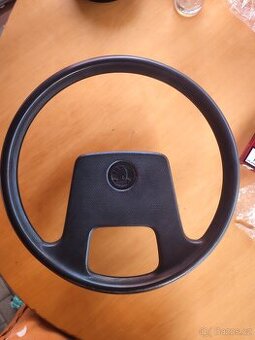volant Škoda 130/136 Garde, Rapid velmi dobrý
