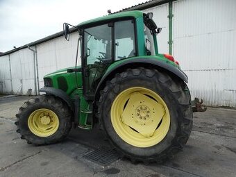John Deere 6220