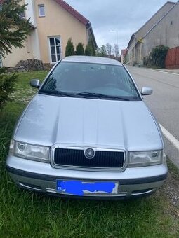 Škoda Octavia 1.6 benzín