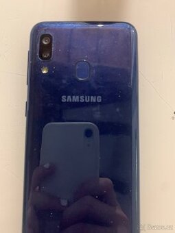 Prodám telefon Samsung galaxy A20e