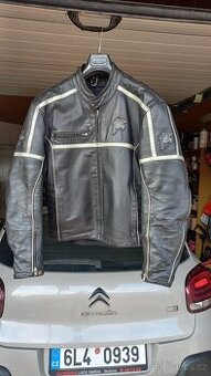 Moto bunda