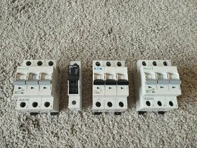 Jistič Moeller B16 3F , EATON B20 3F, Pojistkovy odpinač - 1