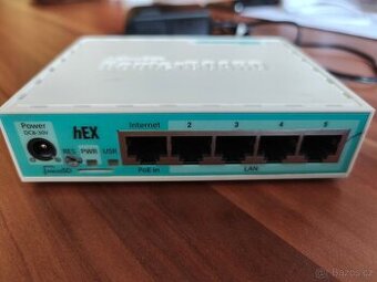 Mikrotik RouterBOARD hEX RB750Gr3