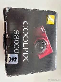 Nikon S8000 Coolpix - Nový, červený