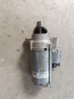 Nov startér Peugeot expert