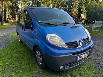 Renault Trafic 2.0 dci 84kw 8 mist 2011
