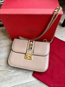 Valentino Rockstud Calfskin Chain kabelka - 1