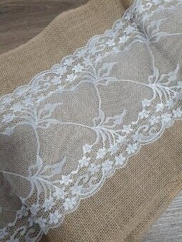 Ubrus 180x30cm s krajkou 5x , kapsa na příbor 20x