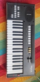 Elektronicke minivarhany DELICIA HT 37d vcetne zpevniku