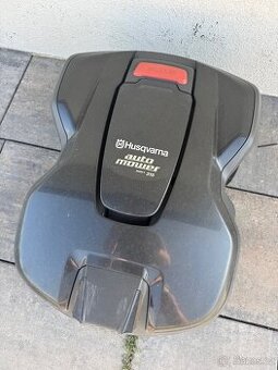 Robotická sekačka husqvarna