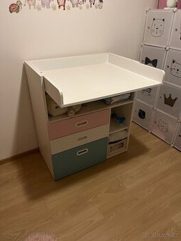 Přebalovací stůl IKEA SMÅSTAD se 3 zásuvkami