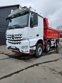 Mercedes-Benz Arocs 8x4