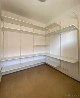 Šatní úložný systém IKEA