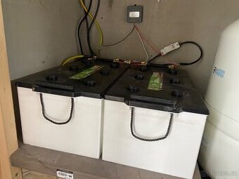 Trakční baterie (2x12v-2x240ah) + Balancer 24v