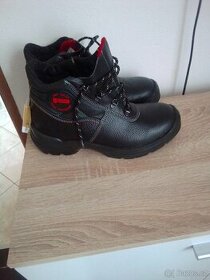Prodám pánské pracovní boty panda vel 43