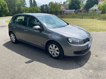 VW Golf 6 1.2 TSI 77kw,2.maj.naj 129 tis km,serviska.