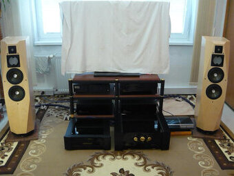 ELECTROCOMPANIET,2x repro BASOVE aj 3pásmo,PAD XLR,Cinch,USB