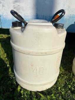 Kanystr (barel) 40l a 50l