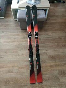 Sjezdové lyže ELAN