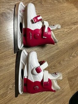 Prodám dívčí nastavitelné brusle 29-32