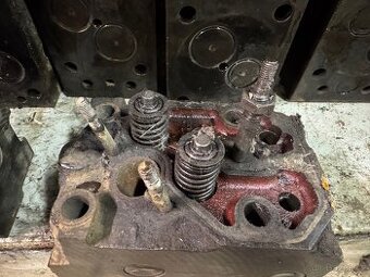 Hlavy zetor 30,40,67,70,60,62,72,77