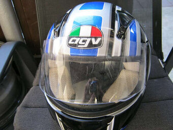 helma,přilba AGV