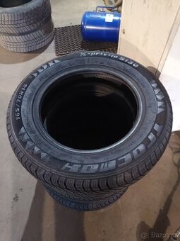Téměř nové,zimní pneu Tracmax 165/70 R14