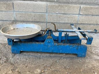 Stará kuchyňská váha