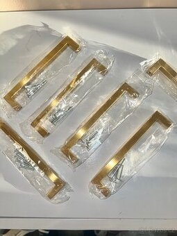 6 ks zlaté hranaté úchyty 160 mm nerez ocel