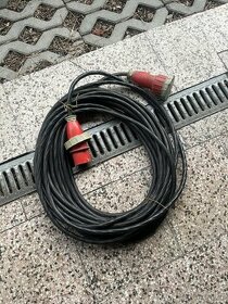 Kabel 400V 4x 32A koncovky