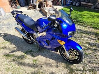 Honda vfr 800 rc46