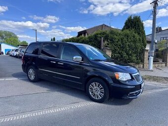 Chrysler Lancia Voyager 3,6 Gold DVD LPG 2014