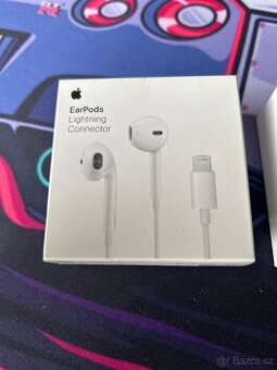 Apple earpods lightning
