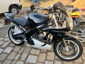 Prodam díly z HONDA CBR900 - 1