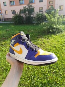 Pánské boty AIR JORDAN MID Lakers