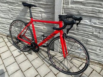 Prodám silničku Canyon endurace Al