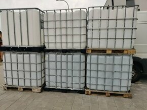 IBC kontejner 1000l, vhodné třeba na dešťovou vodu
