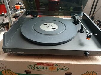 Gramofon Tesla NC470