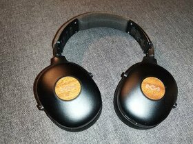 slouchatka Marley BT - 1