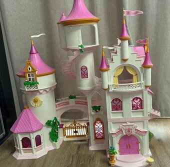 Velký zámek pro princezny playmobil 70447 - 1