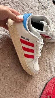 👟 Prodám tenisky Adidas – velikost 43-1/3