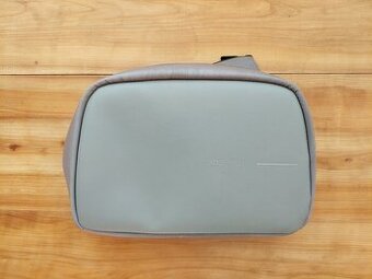 Bobby Sling XD Design batoh přes hruď bezpečnostní crossbody
