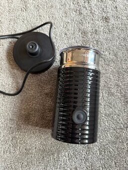 Prodám Aeroccino Nespresso mod. 3694 - 1