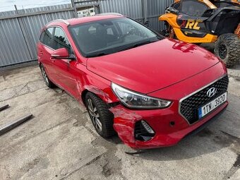 Hyundai i30 combi 1.4i Turbo. 2018 motor start 114TKM