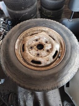 Kola Ford transit 00>