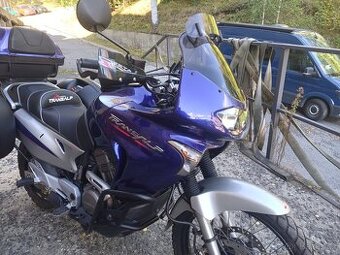 Motocykl Honda Transalp XL650V