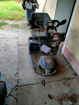 Prodám elektrický invalidní vozík