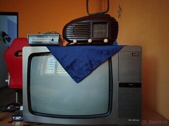 Dálkový ovladač od televize JVC