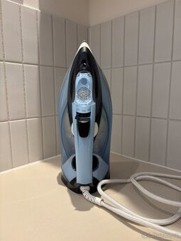 Žehlička Philips Azur 7000 Series