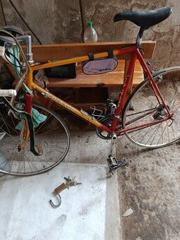 Silniční kolo stare Colnago Rezervace